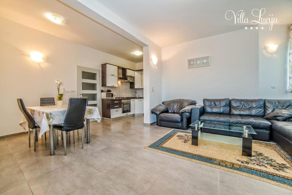 Villa Lucija Пула Екстер'єр фото