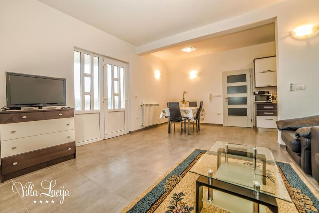 Villa Lucija Пула Екстер'єр фото